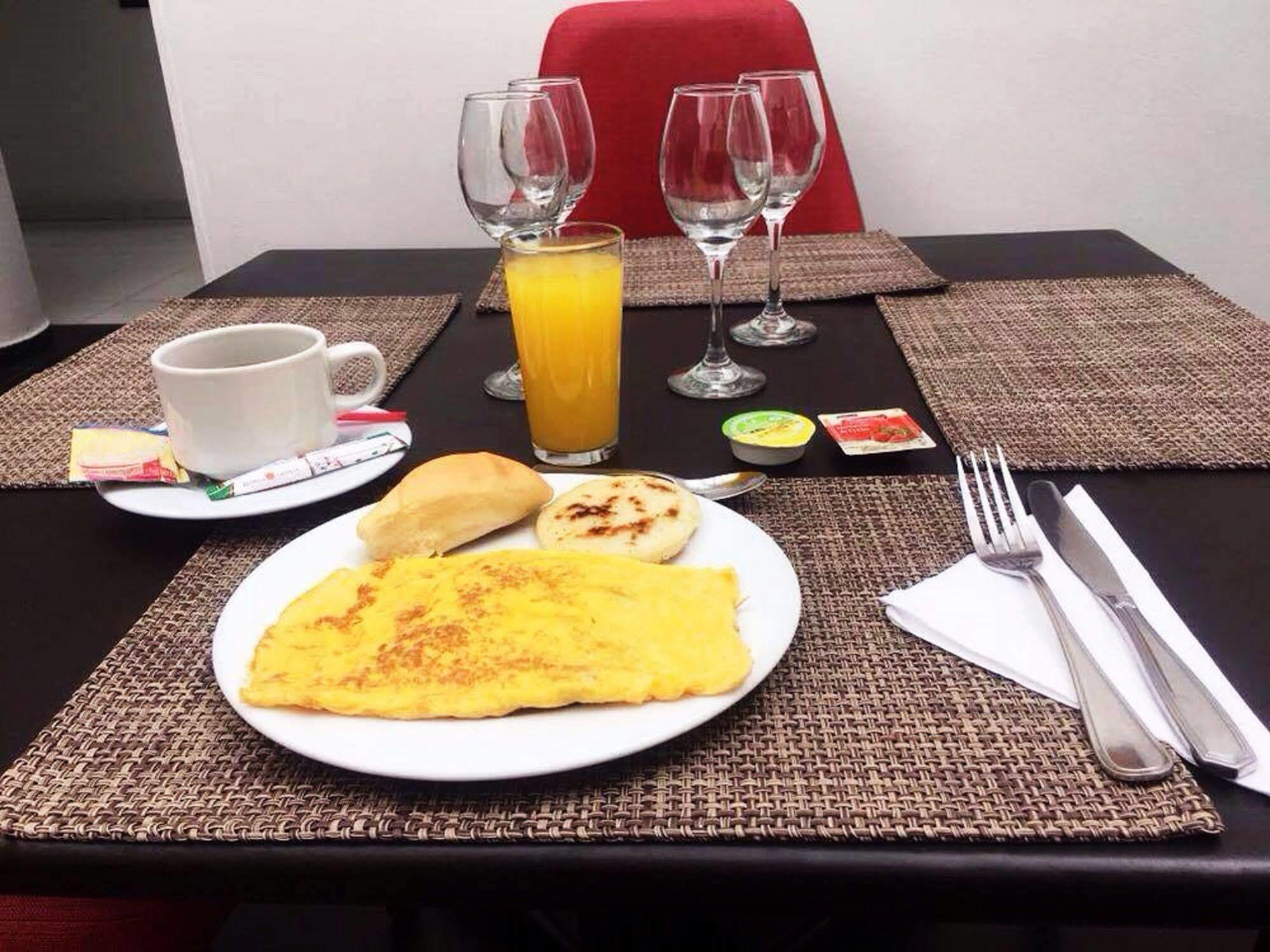Hotel Bogota Virrey Eksteriør billede